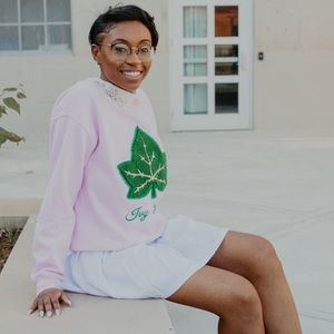 Meet your Posher, Adonica